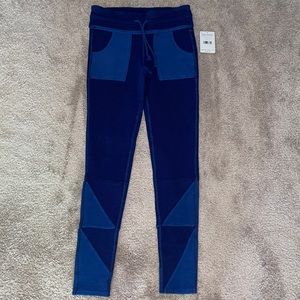 Free people joggers in indigo blue size small NWT